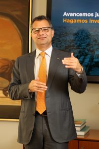 Alberto Cruz Presidente de Excel