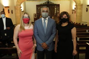 Carmen Barcelo Joel Santos y Josellin Cruz