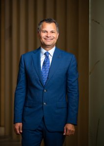 Alberto Cruz Presidente de Excel